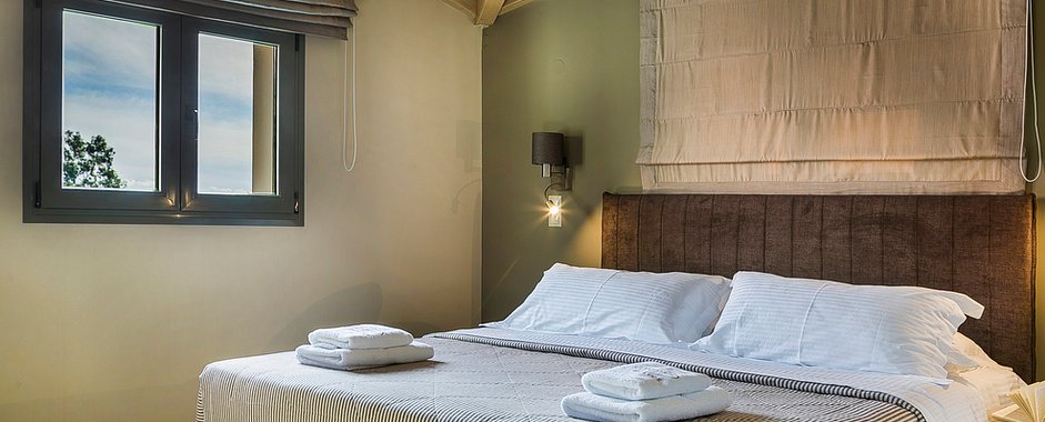 Kefalonia hotels: Skala, 2 bedroom apartments, swimming pool, sea view, bar. Pieno di Luce 