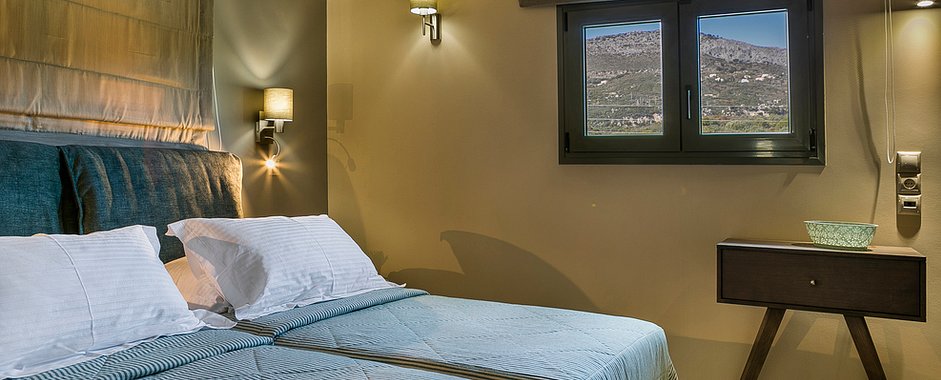 Kefalonia hotels: Skala, 2 bedroom apartments, swimming pool, sea view, bar. Pieno di Luce 